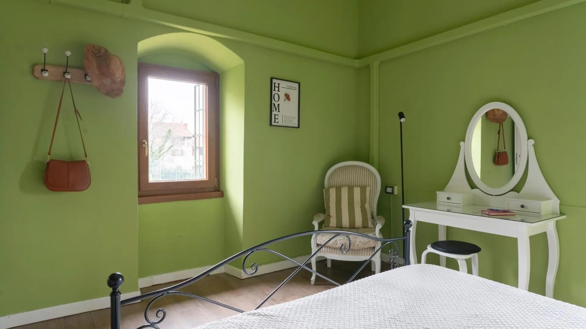 Holiday home Il Dondolo Di Villa Carlotta Mozzo Italy